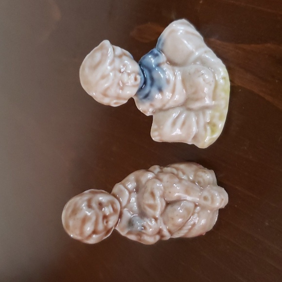 Lot of 6 Red Rose Tea Nursery Rhyme figurines Wade Whimsies - Picture 3 of 7